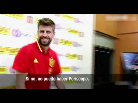 Gerard Piqué bromea al casi olvidar el móvil: “Si no, no puedo hacer el Periscope” | 2016