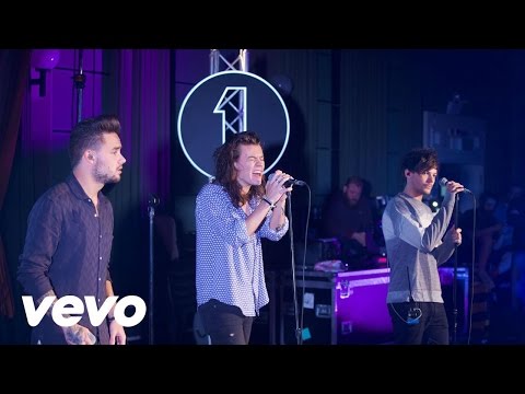 One Direction - Torn (Natalie Imbruglia cover in the Live Lounge)