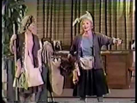 Lucille Ball & Carol Burnett - Chutzpah! (Full Sketch)