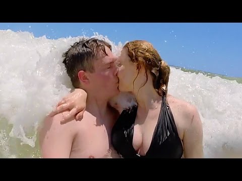 KISSING IN THE GULF OF MEXICO!!