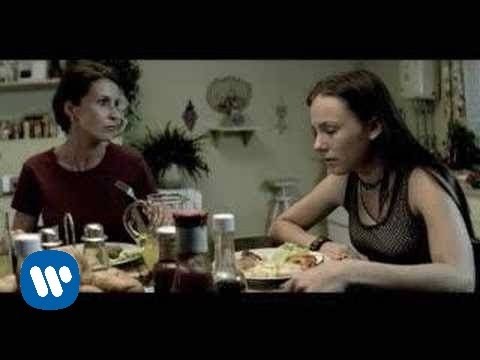 Linkin Park - Numb (Official Video)