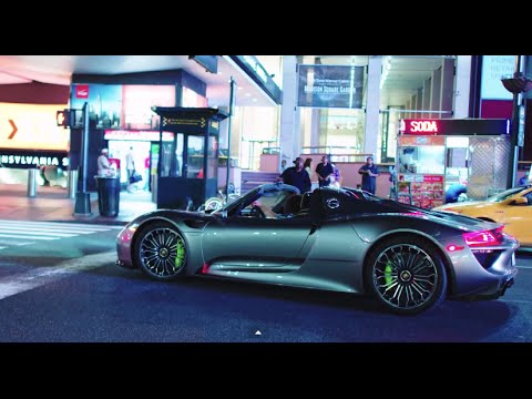 Driving Manhattan Island in a Porsche 918 Spyder: Electric-Only - /DRIVEN