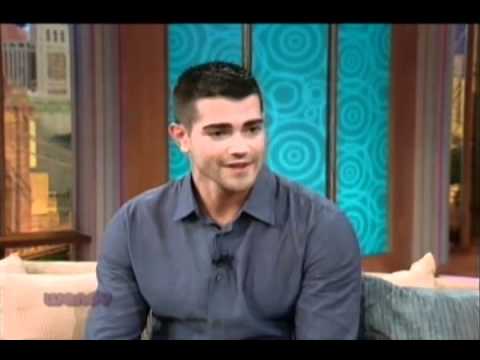 Jesse Metcalfe on The Wendy Williams Show 10-11-2010