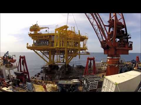 Offshore Platform Construction: Topside Module Installation