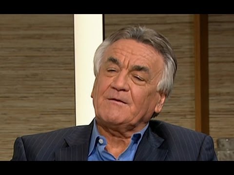 Barrie Cassidy Getting Owned By Malcolm Turnbull! Insiders 28/06/15