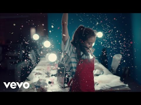 Tiësto, Oliver Heldens - The Right Song (official video) ft. Natalie La Rose