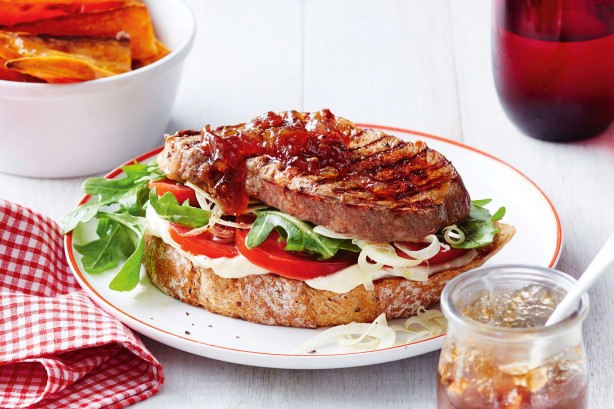 Open steak sandwich with caramelised onion relish