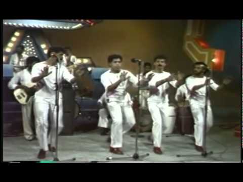 LOS KENTON (video 80's) - La Politica - MERENGUE CLASICO