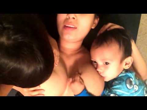 REAL LIFE TANDEM BREASTFEEDING SESSION