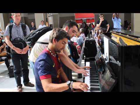 Improvisation at the train station in paris!