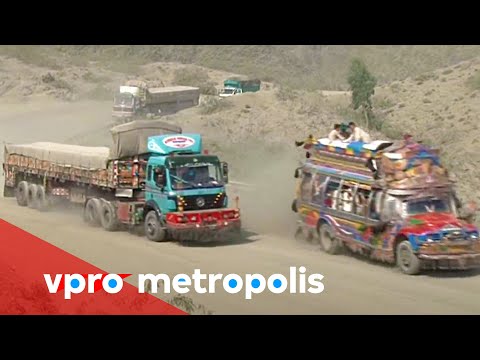 A dusty ride from Peshawar to Landi Kotal