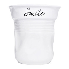 Taza Mug Smile - - Pero...¿Es realmente un vaso "arrugado" de porcelana?