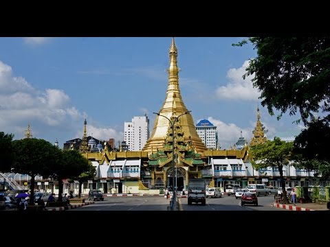 Walking in Yangon (Myanmar)