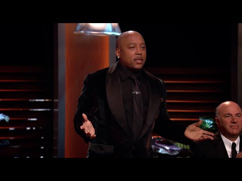 Daymond Changes His Mind on Sock Tabs - Shark Tank