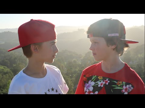 Taylor Swift- Wonderland (Johnny Orlando ft Hayden Summerall)