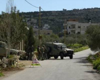 Army roadblock inside Awarta