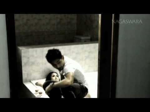 Melinda - Cinta Satu Malam - Official Music Video - Nagaswara