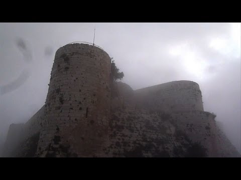 Crac des Chevaliers holds out against Assad troops