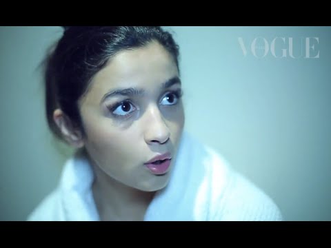 Backstage with Alia Bhatt and Manish Malhotra - ICW 2014 (Official)