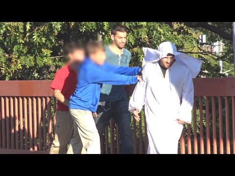 Muslim Bullying Social Experiment (ISIS Islamophobia Social Experiment)