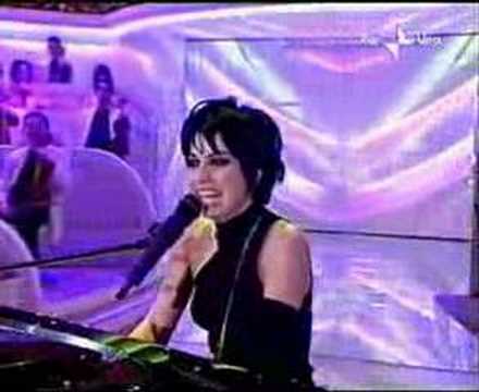 Dolcenera - siamo tutti la' fuori (Sanremo)