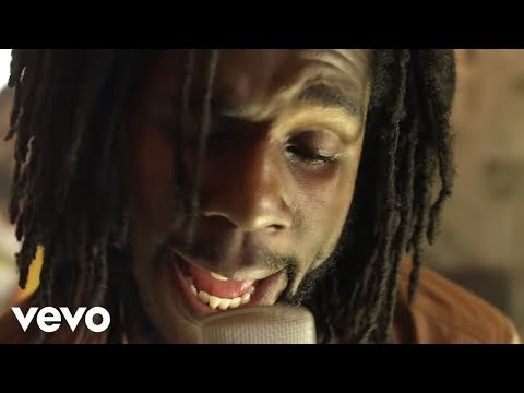 Inner Circle, Chronixx - Tenement Yard (News Carrying Dread) ft. Jacob Miller