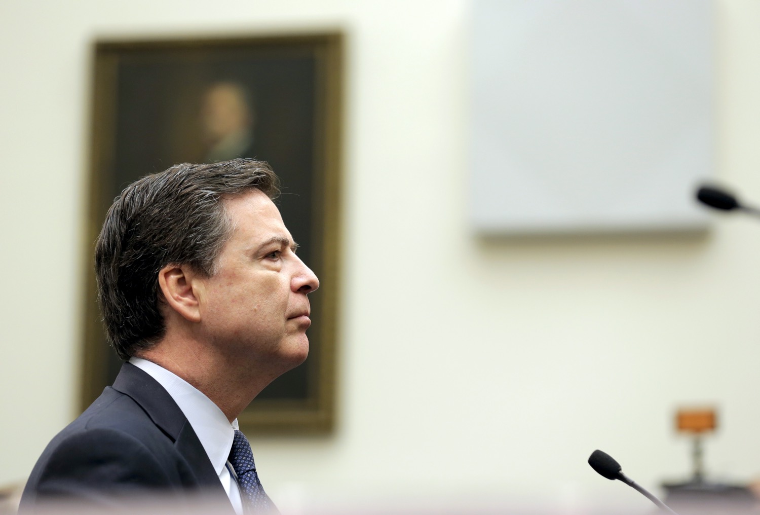 FBI Director James Comey arrives for a House Judiciary hearing on "The Encryption Tightrope: Balancing Americans' Security and Privacy" on Capitol Hill in Washington March 1, 2016. REUTERS