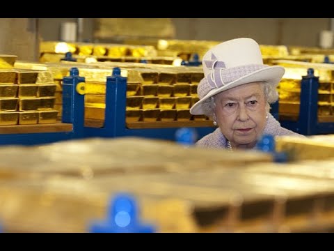 QUEEN of England Tours the GOLD VAULT at The Bank Of England