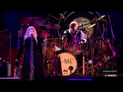 Fleetwood Mac - Isle Of Wight Festival: 2015 [Official Video]