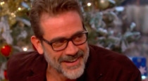 Jeffrey Dean Morgan appeared on The Talk today and The Walking Dead superfan Aisha Tyler asked him about Negan, the iconic villain he’s playing on the series in 2016. Morgan […]