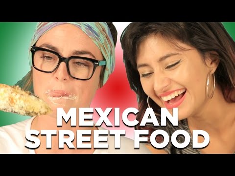 People Try Mexican Street Food