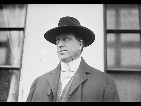 William Randolph Hearst: Biography, Facts, History, Net Worth, Politics, Castle (2002)