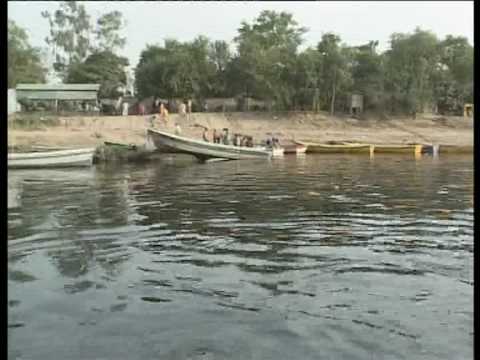 Ravi River Lahore Pakistan / Kamran Ki Bara Dari