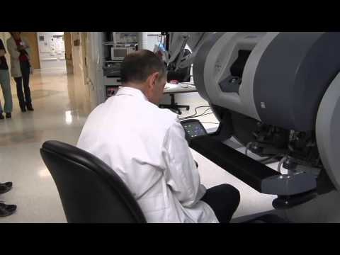 How the da Vinci Surgical System Robot Works - Explanation & Demonstration - Christian Hospital