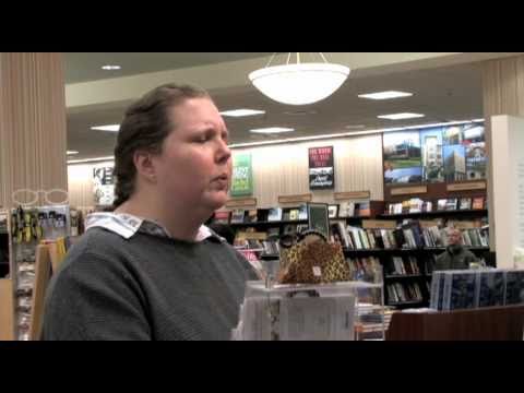 Crazy Chick Flips Out in Barnes & Noble