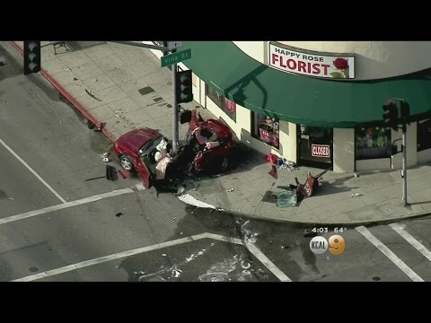 Deadly Pasadena Crash Sends Car Into Light Pole