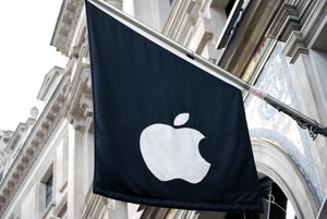 Apple Store, Regent Street, London - flag