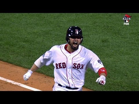 Red Sox jump in front on Victorino's slam