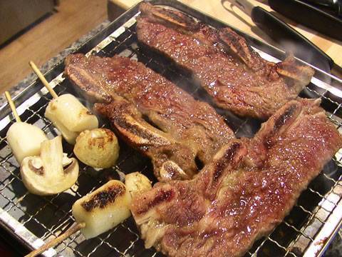 Korean beef barbecue ("LA Galbi": 갈비)