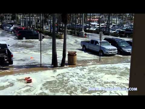 Newport Beach - Balboa Pier Flooded by High Tide 08-31-2011 11am