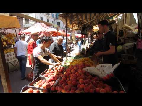 Algeria | Street Scenes in the Algiers' historic Casbah | Algerie