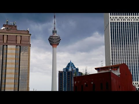 Walking in Kuala Lumpur (Malaysia)