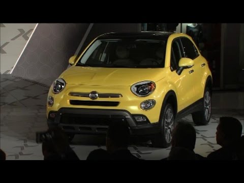 Fiat 500X Mini SUV Introduced at Los Angeles Auto Show