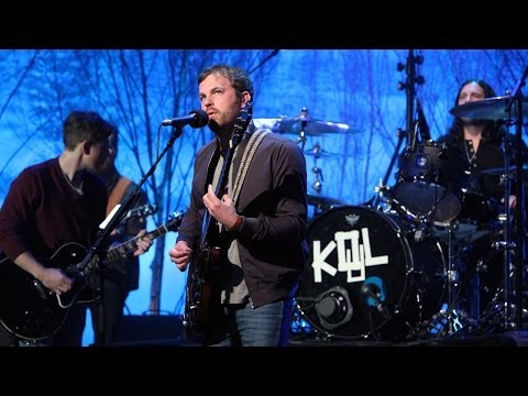 Kings of Leon Perform 'Wait for Me'