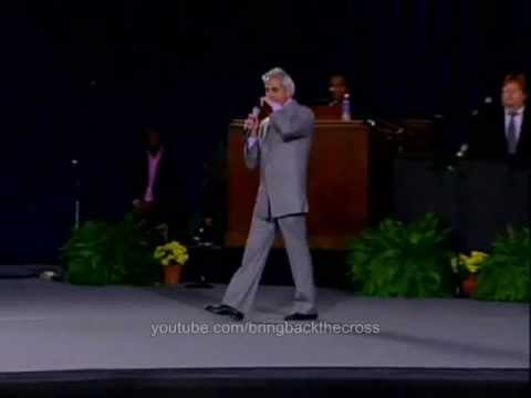 Benny Hinn - Why It's Important to Pray