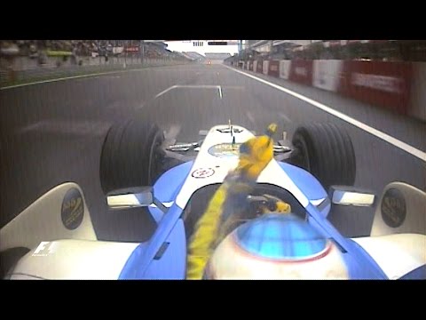 F1 Classic Onboard: 2006 Chinese Grand Prix, Button's Last-Lap Charge