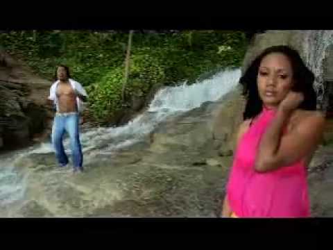 Hezron - So In Love.MP4