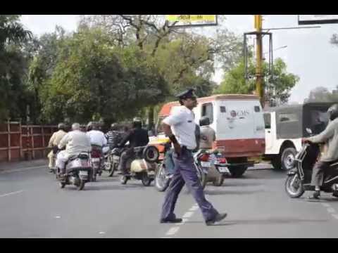 Indore's Moonwalking Cop Is Literally Traffic-Stopping