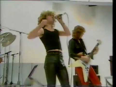 DIAMOND HEAD - Helpless - Live - 1980