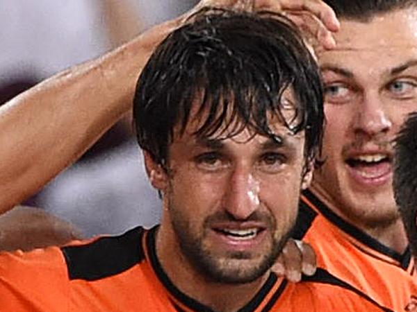 Re-live: Roar win in epic three-goal finish